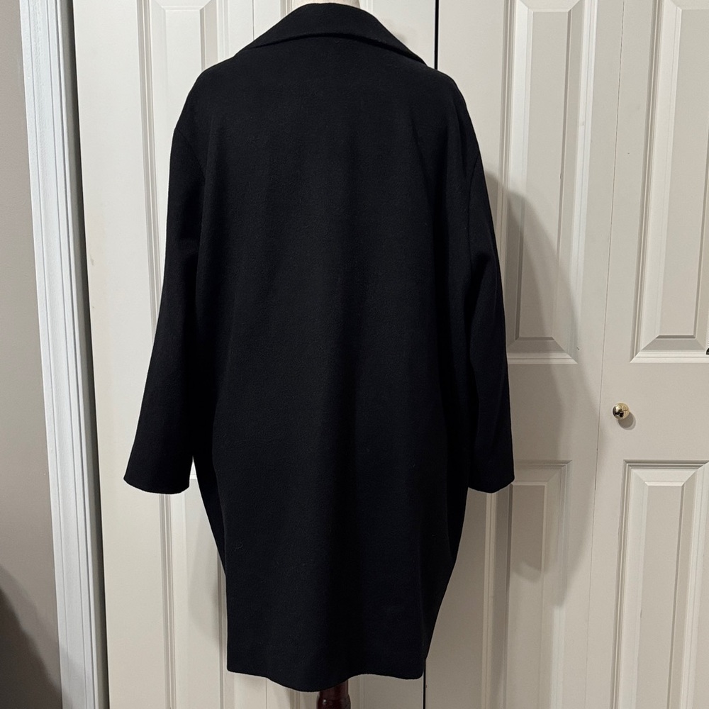 Wool Single Button, Lined Women's Relaxed Coat - Picture 4 of 9